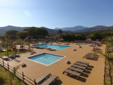 Piscine vue montagne